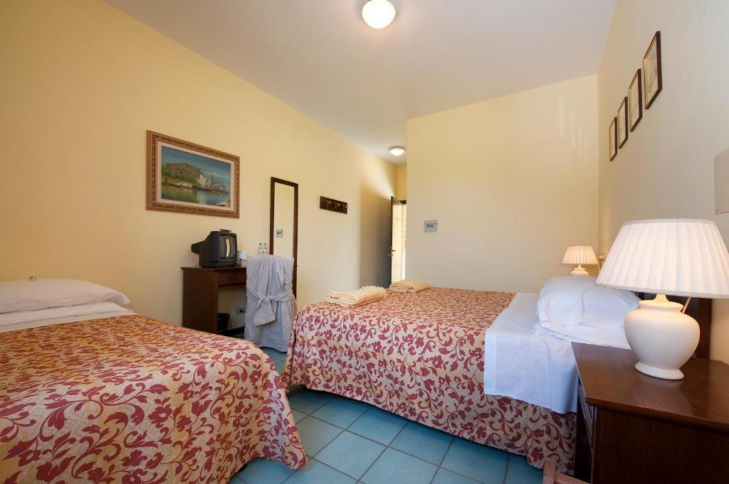 Hotel Molino D'Era Volterra Zimmer foto
